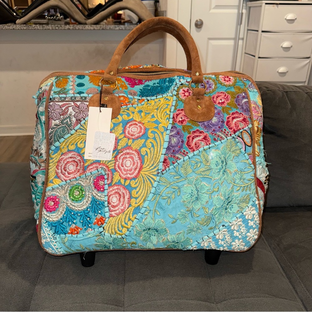 Free People Marrakesh Patched Weekender bag - Picture 5 of 16